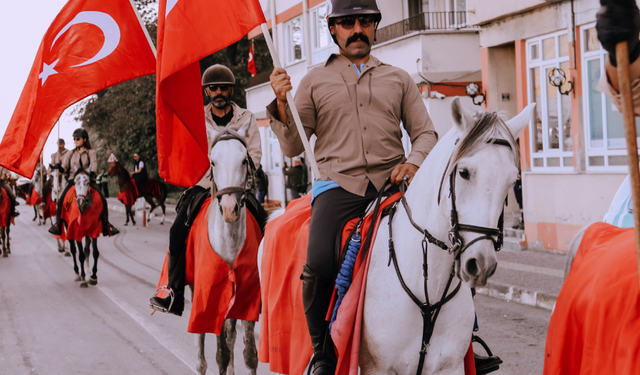 Cumhuriyet'in 101. yıldönümünde atlarla İstiklal Yolu'nu geçecekler