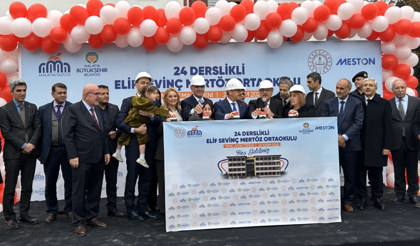 Depremde yıkılmıştı! İş insanı 3. okulun temelini attı