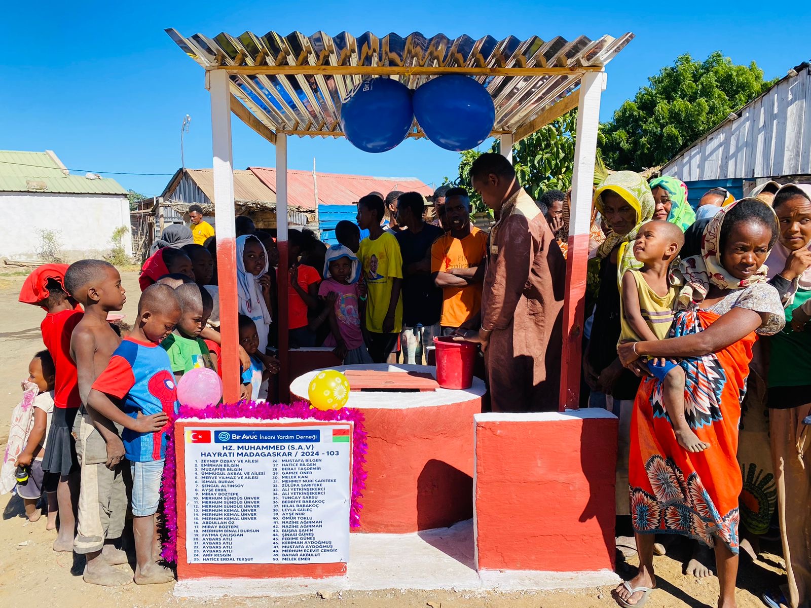 Madagaskar Hisseli Su Kuyusu